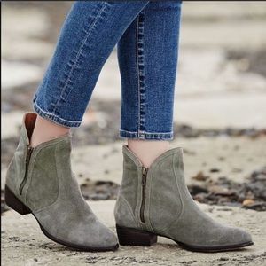 Anthro Seychelles Lucky Penny Taupe Booties
